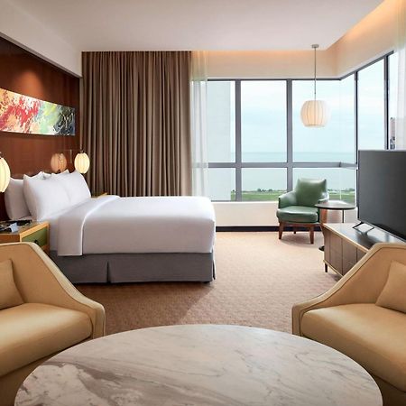 Doubletree By Hilton Melaka Otel Dış mekan fotoğraf A guest room at the hotel