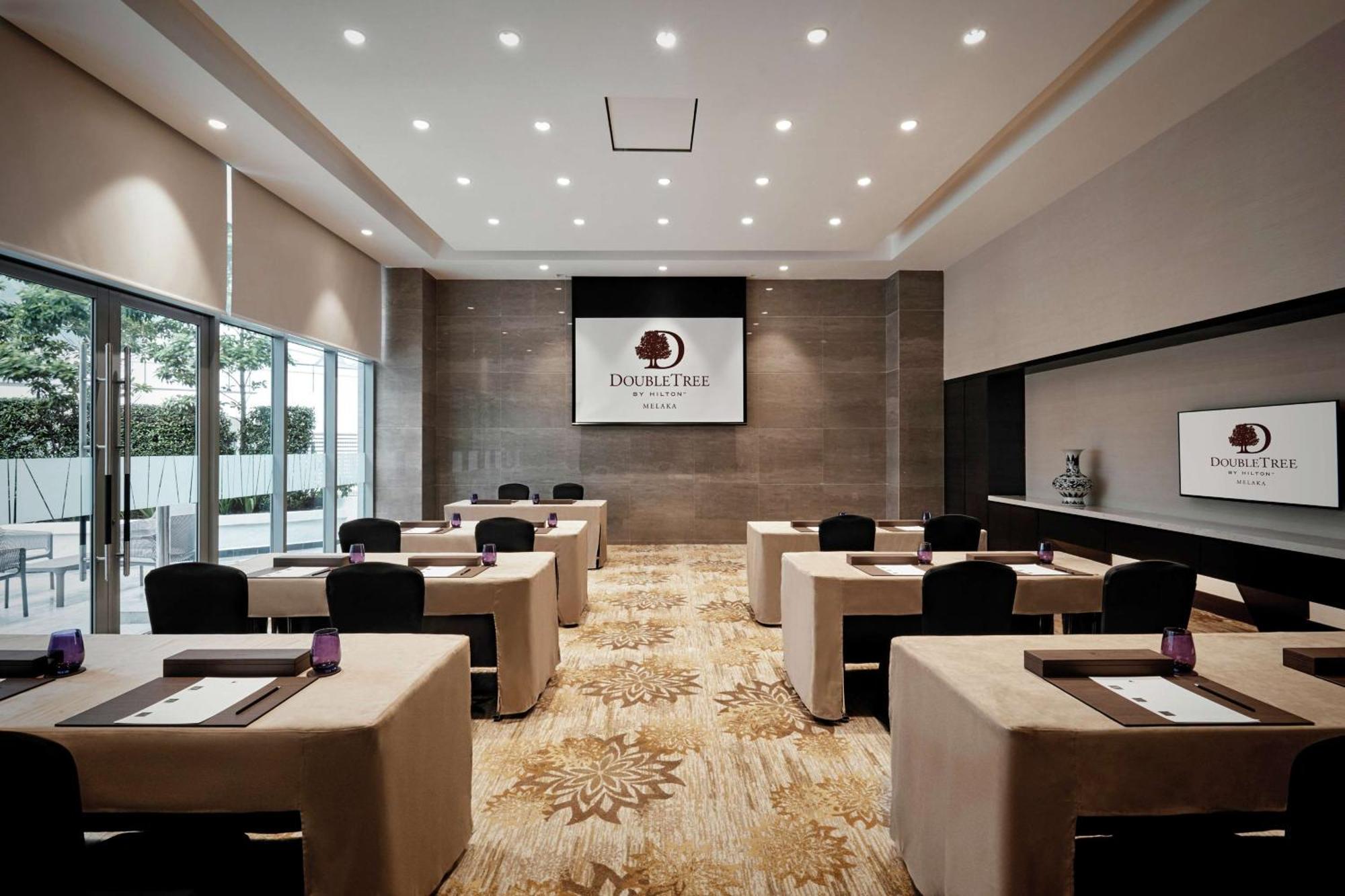 Doubletree By Hilton Melaka Otel Dış mekan fotoğraf Meeting room